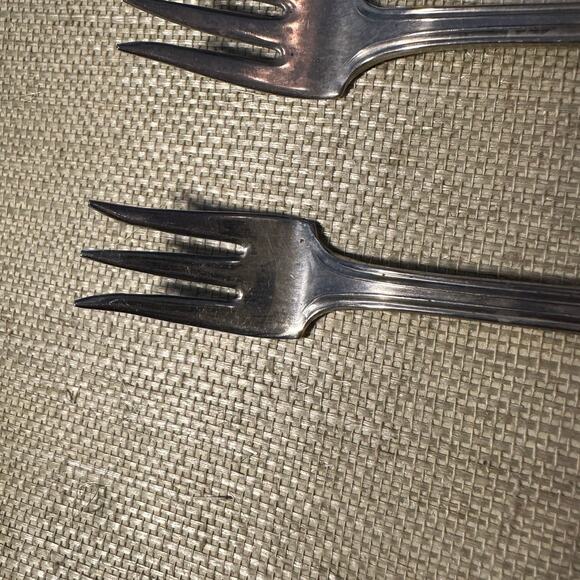 Vintage Federal Solid Nickel Silver Lot Set of 3 Olive pickle Forks cocktail - Picture 16 of 16